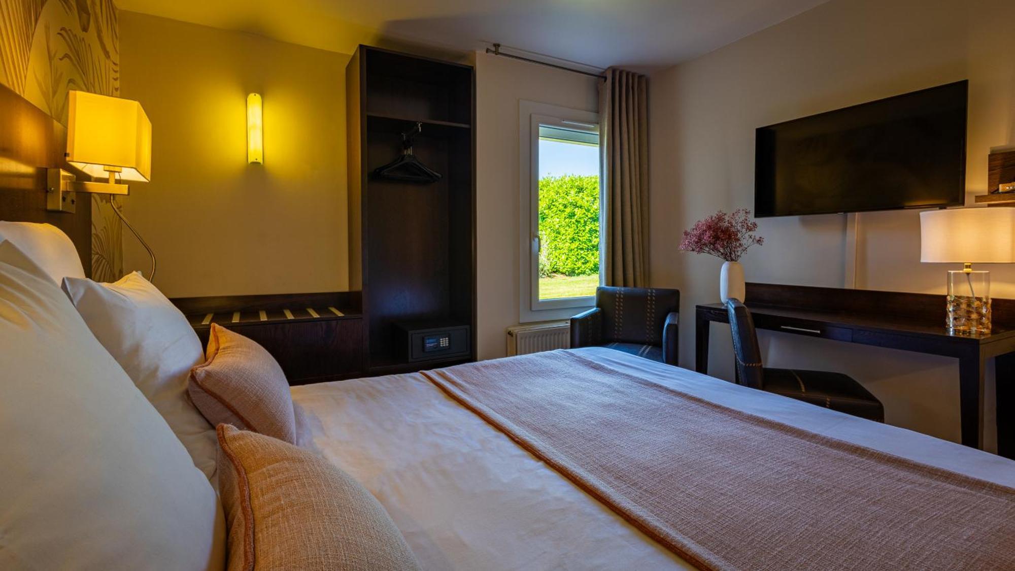 Logis Hostellerie D'Aussois Semur-en-Auxois Eksteriør billede